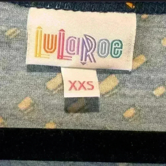 LuLaRoe Irma Tunic Multicolor Geometric Print Hi-Lo Hemline - size XXS - Picture 3 of 3